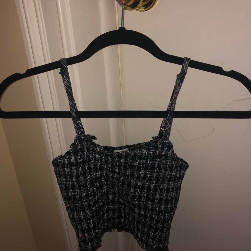 Brandy Melville Blue Patterned Crop
